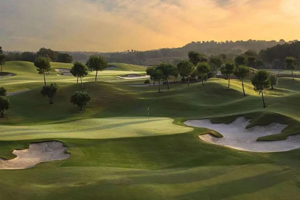 Villamartin Golf Lovers Home 圣米格尔德萨利纳斯 外观 照片